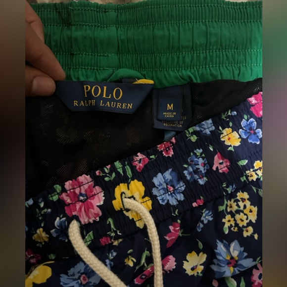 Men's Polo Ralph Lauren Colorful Floral Shorts - Picture 3 of 6